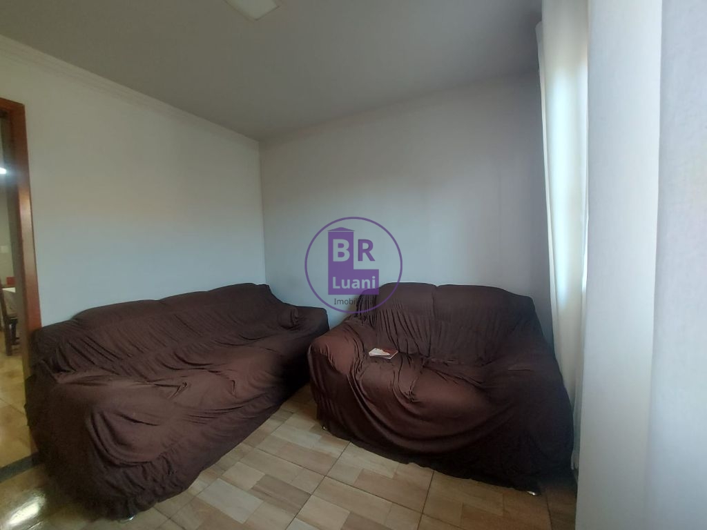 Casa térrea para locação e venda em cambé.