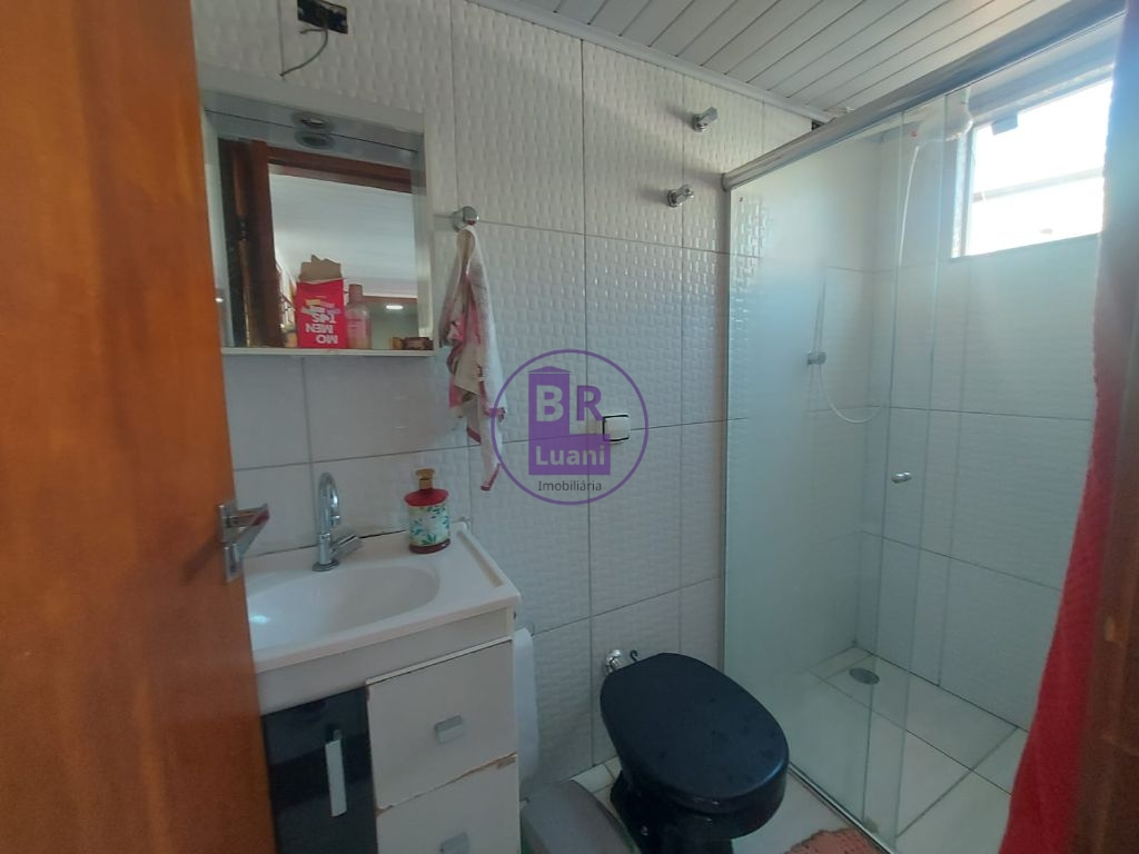 Casa térrea para locação e venda em cambé.