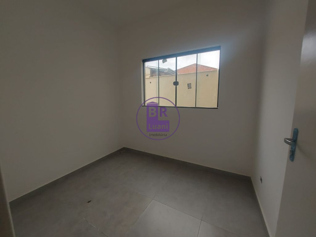 Casa Geminada Assobradada com Excelente Custo-Benefício Londrina Sul