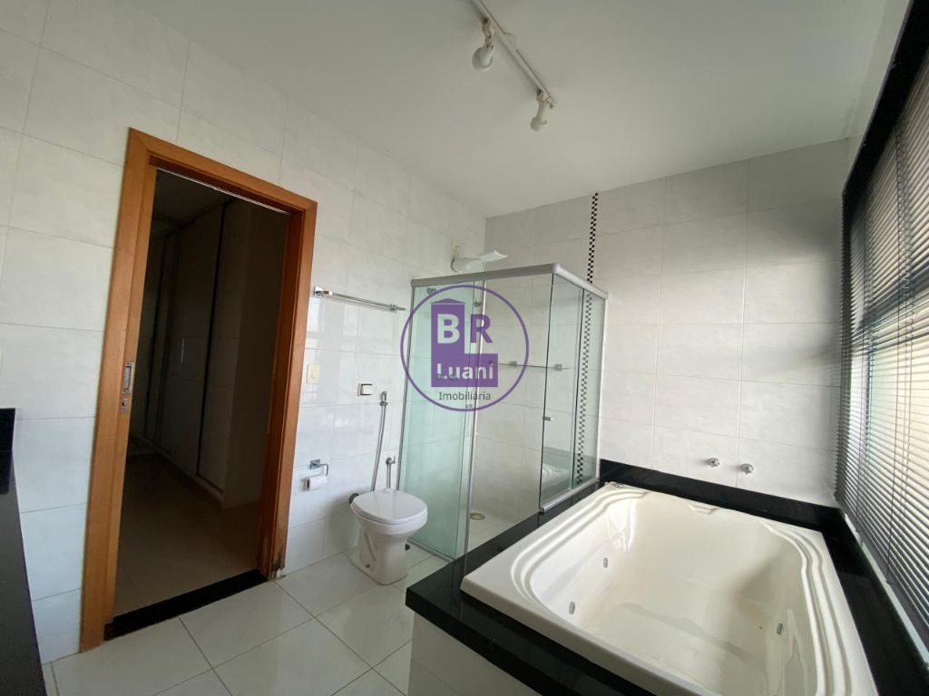 Sua Nova Casa no Royal Forest: 3 Suítes área venda ou locação Lazer Completo e Localização Privilegiada
