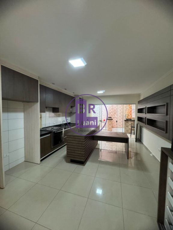 Excelente Casa para Venda e Locação em Localização Privilegiada Próxima à Av. Harry Prochet