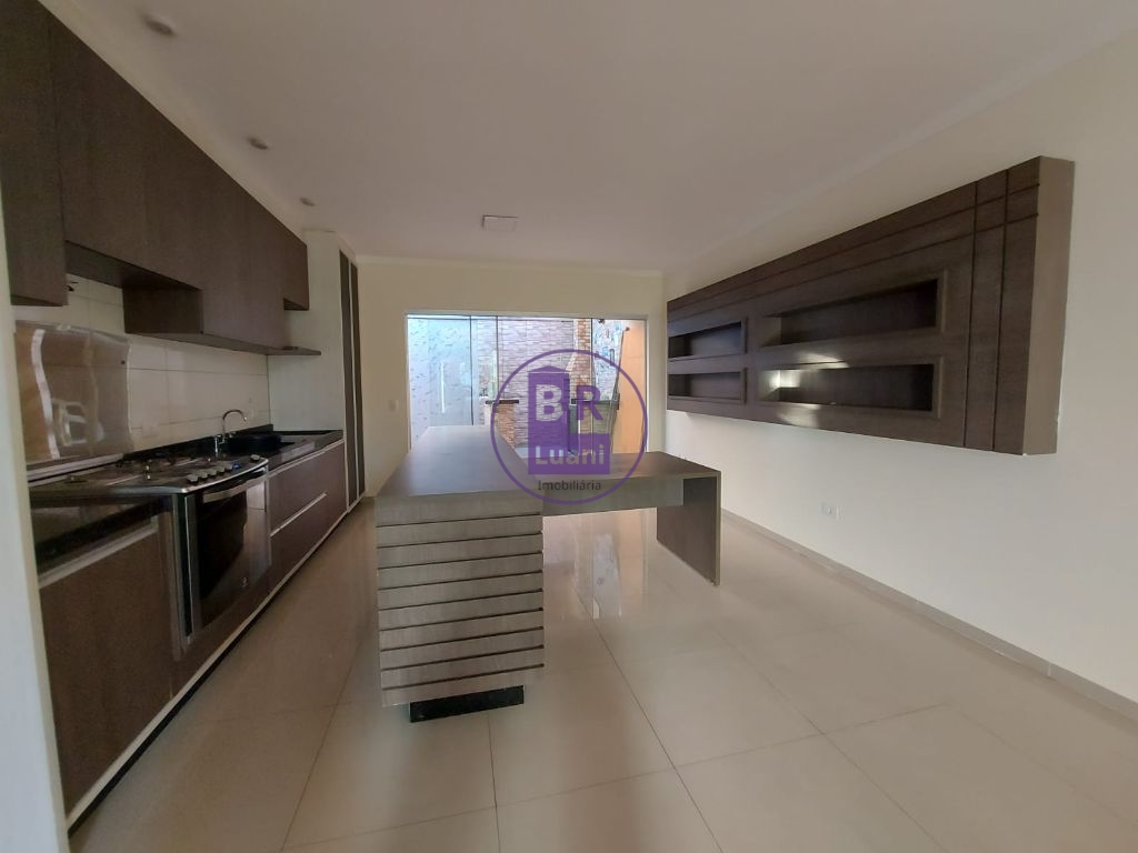 Excelente Casa para Venda e Locação em Localização Privilegiada Próxima à Av. Harry Prochet