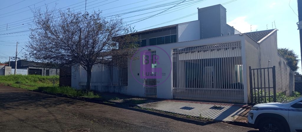 Linda Casa Alto Padrão no Jardim Tucanos 4 suítes 410m2 útil Fundos com Pomar