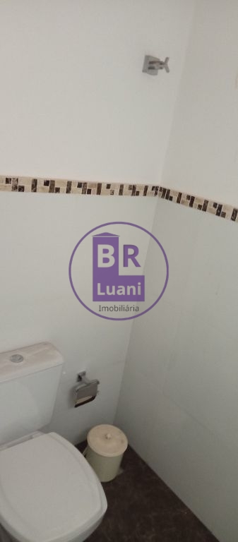 Linda Casa Alto Padrão no Jardim Tucanos 4 suítes 410m2 útil Fundos com Pomar