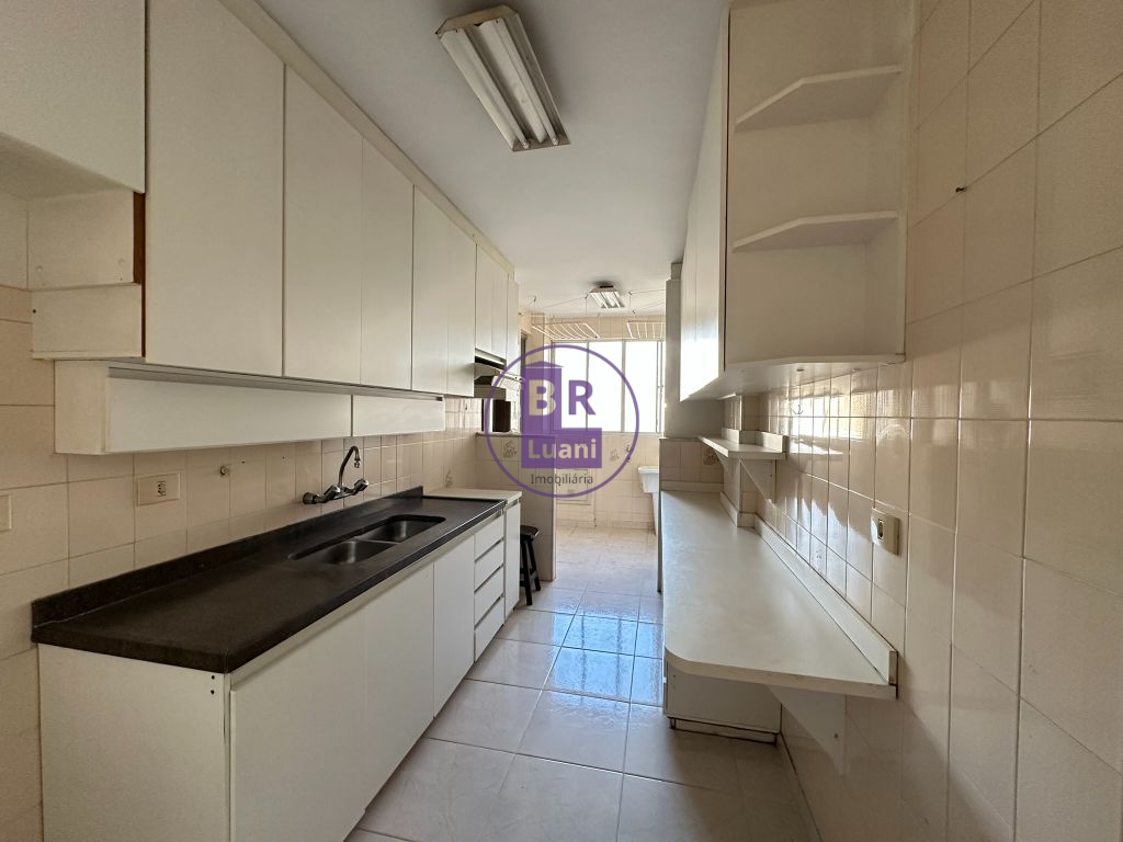 Apartamento padrão no coração de londrina