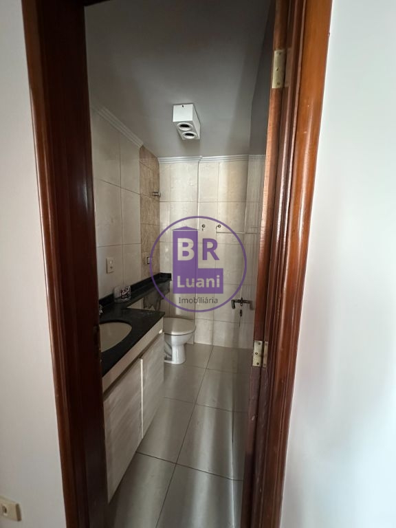 Apartamento padrão no coração de londrina