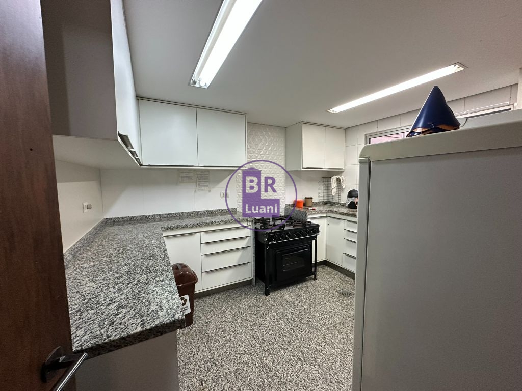 Apartamento padrão no coração de londrina