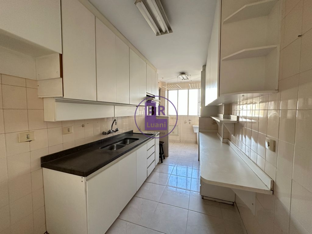 Apartamento padrão no coração de londrina