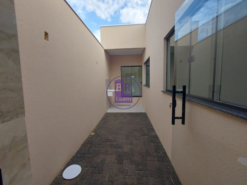 Linda Casa Geminada Recém-Construída: Conforto, Modernidade e Qualidade em um Só Lugar