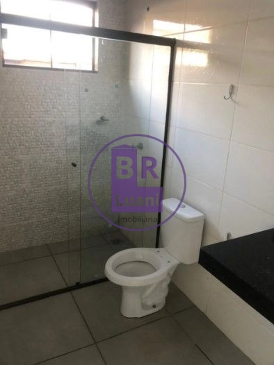 Casa a venda no jardim Bandeirantes 3 quartos sendo 1 suíte 135m² útil 300m² Total