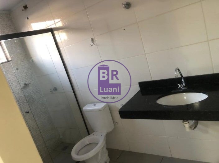 Casa a venda no jardim Bandeirantes 3 quartos sendo 1 suíte 135m² útil 300m² Total