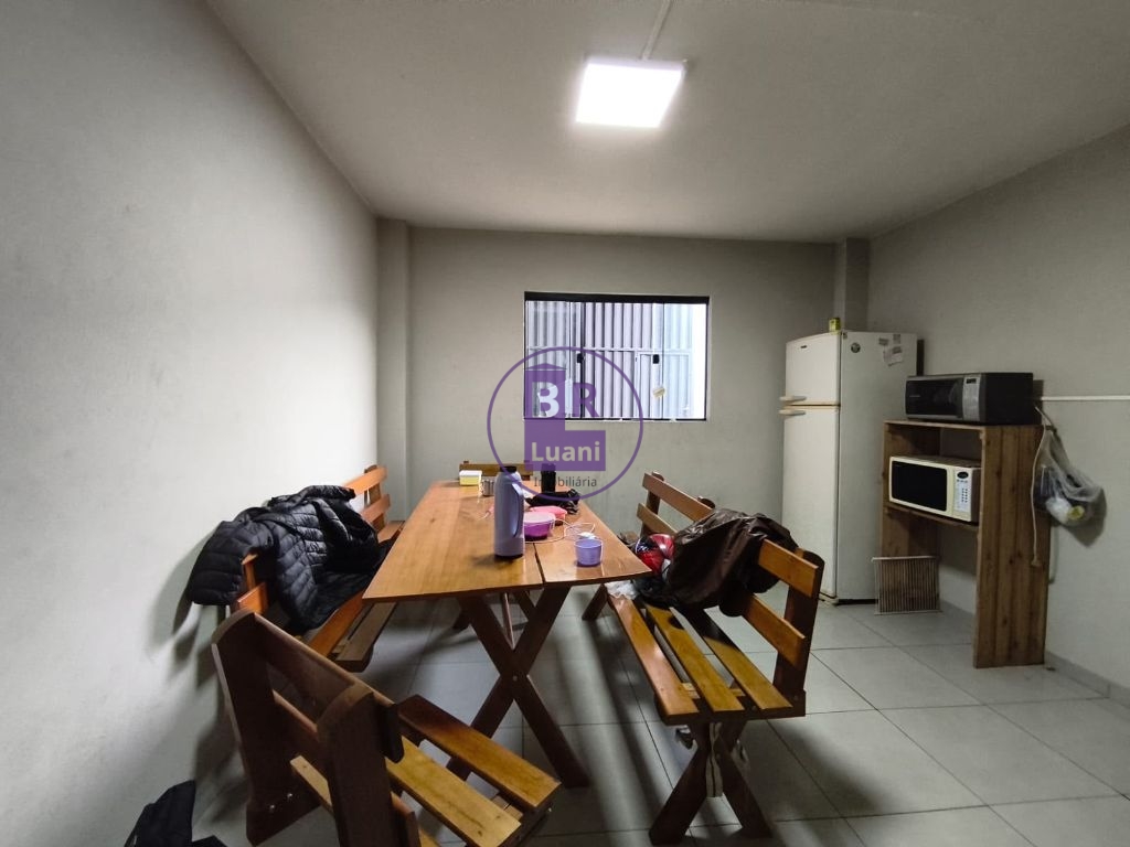 Barracão/Galpão com mezanino 120m² Zona Norte 307,41 m² útil 425m² Total7m Pé-Direito