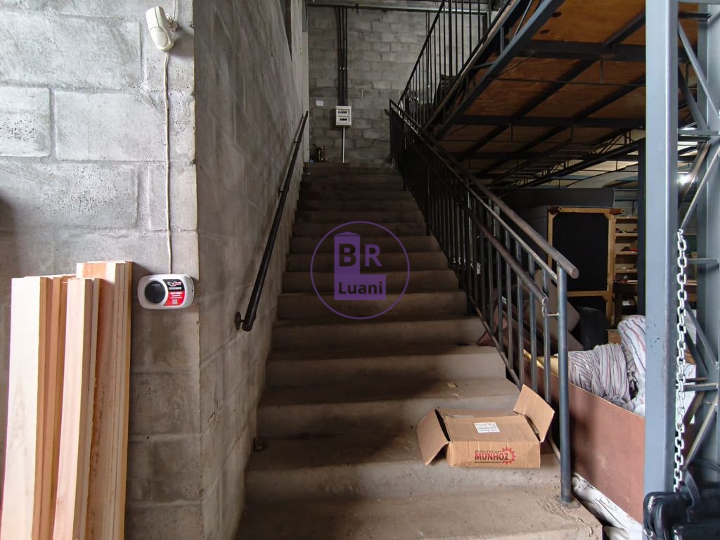 Barracão/Galpão com mezanino 120m² Zona Norte 307,41 m² útil 425m² Total7m Pé-Direito