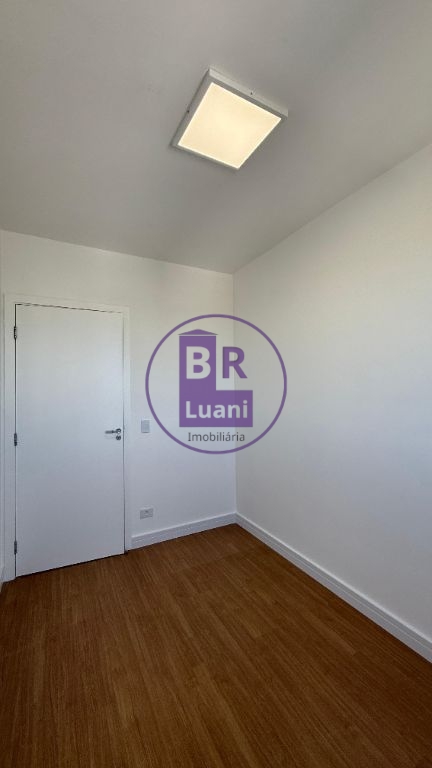 Apartamento à venda com 3 dormitórios sendo 1 suíte na Gleba Palhano.