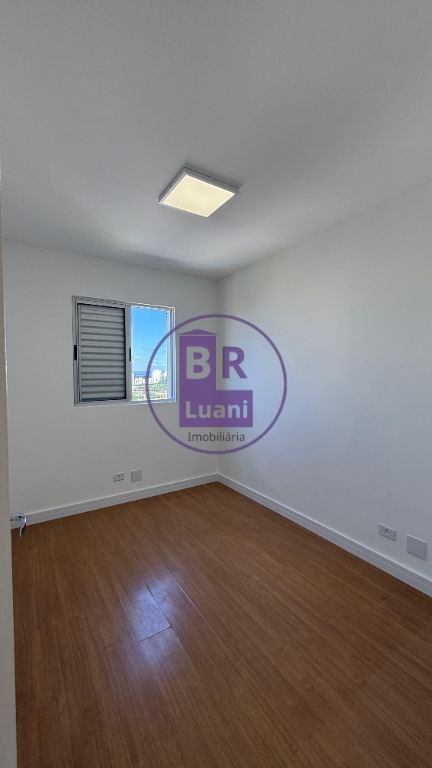 Apartamento à venda com 3 dormitórios sendo 1 suíte na Gleba Palhano.