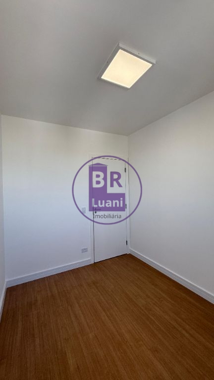 Apartamento à venda com 3 dormitórios sendo 1 suíte na Gleba Palhano.
