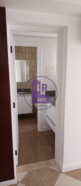 Sala comercial para alugar no Trade Center 78m² andar alto 1 vaga
