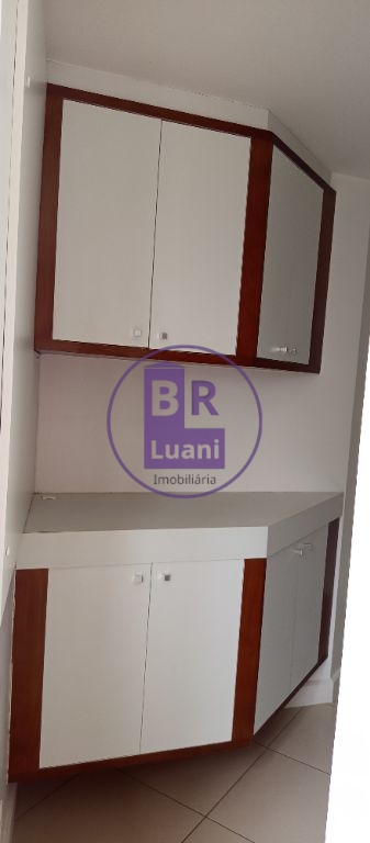 Sala comercial para alugar no Trade Center 78m² andar alto 1 vaga