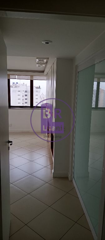 Sala comercial para alugar no Trade Center 78m² andar alto 1 vaga
