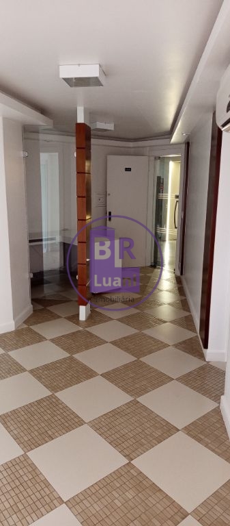 Sala comercial para alugar no Trade Center 78m² andar alto 1 vaga