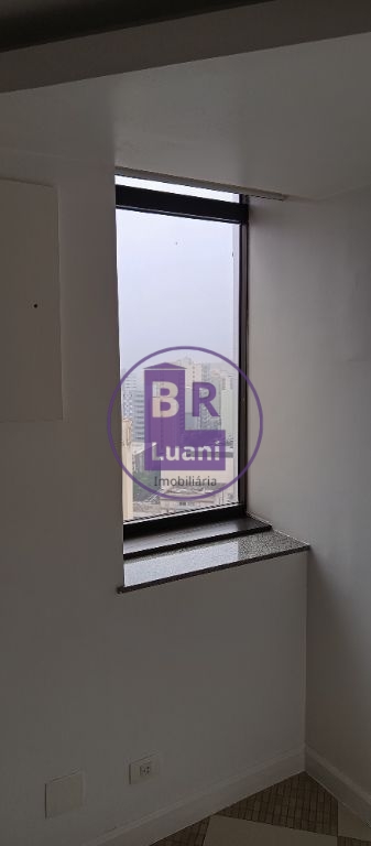 Sala comercial para alugar no Trade Center 78m² andar alto 1 vaga