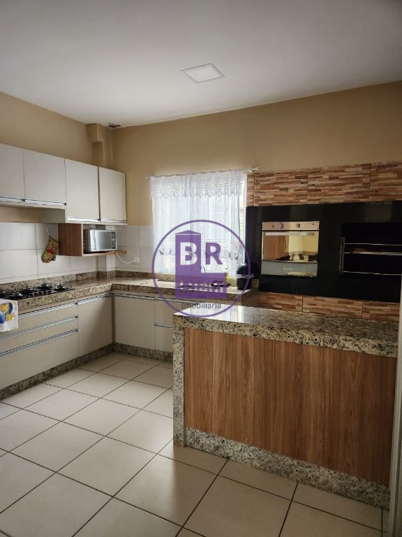 Lindo apartamento para venda no conjunto Habitacional Santiago II