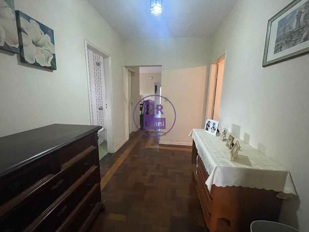 Casa térrea à venda em localização privilegiada