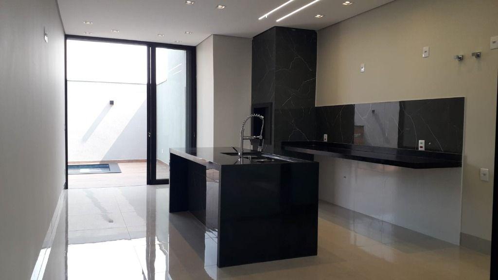 Casa, 3 quartos, 162 m² - Foto 1