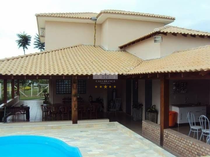 Casa, 3 quartos, 300 m² - Foto 1