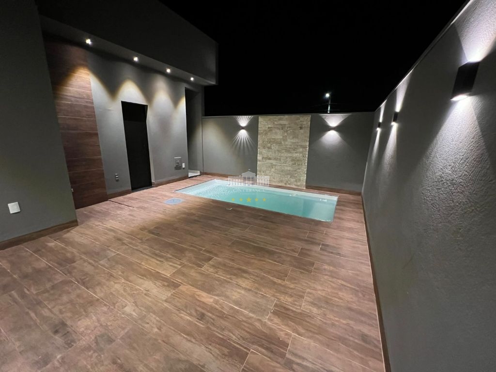 Casa, 3 quartos, 137 m² - Foto 2