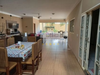 Casa, 3 quartos, 298 m² - Foto 4