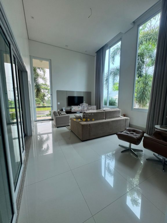 Casa, 3 quartos, 274 m² - Foto 3