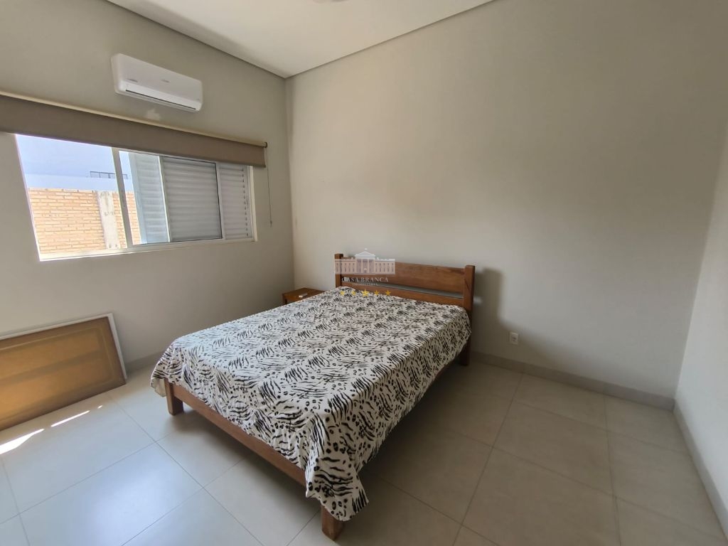 Casa, 3 quartos, 182 m² - Foto 3