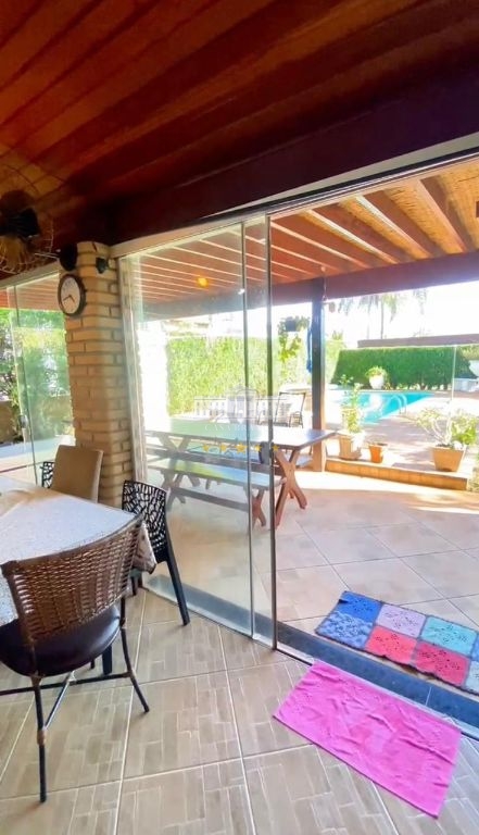 Casa, 3 quartos, 200 m² - Foto 2