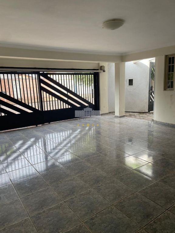 Casa, 3 quartos, 237 m² - Foto 4