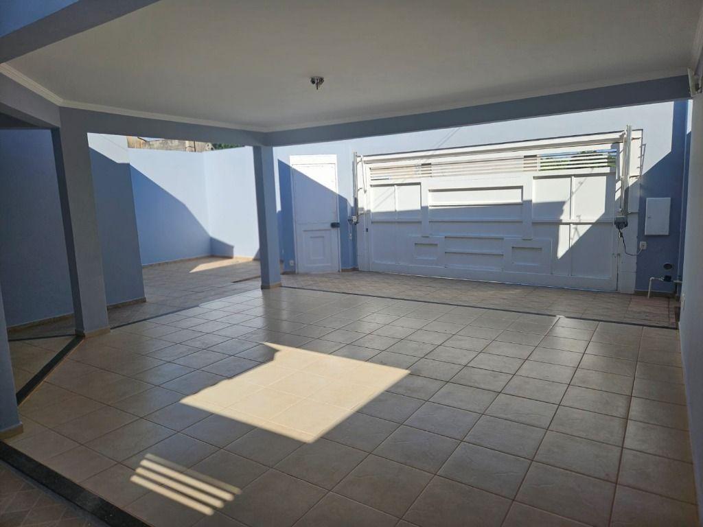 Casa, 3 quartos, 210 m² - Foto 3