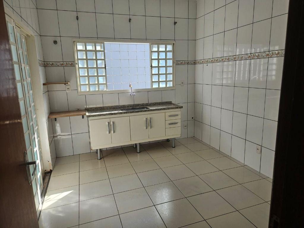 Casa, 3 quartos, 210 m² - Foto 12