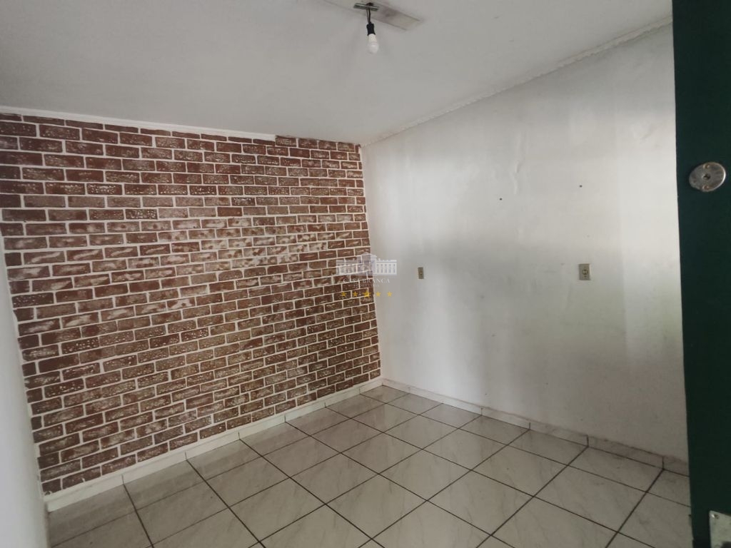 Casa, 2 quartos, 318 m² - Foto 2