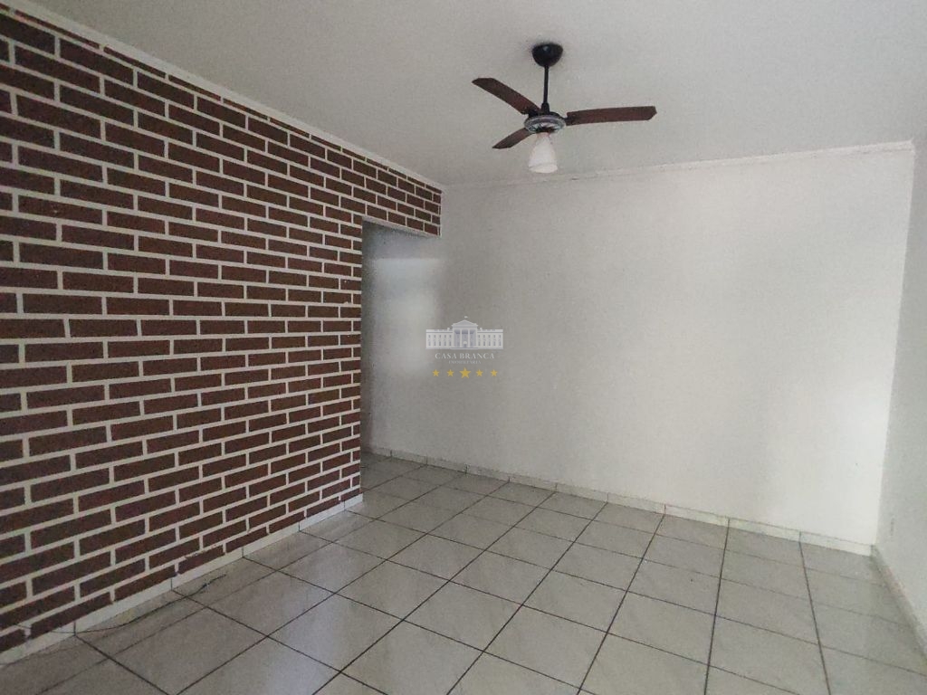 Casa, 2 quartos, 318 m² - Foto 1