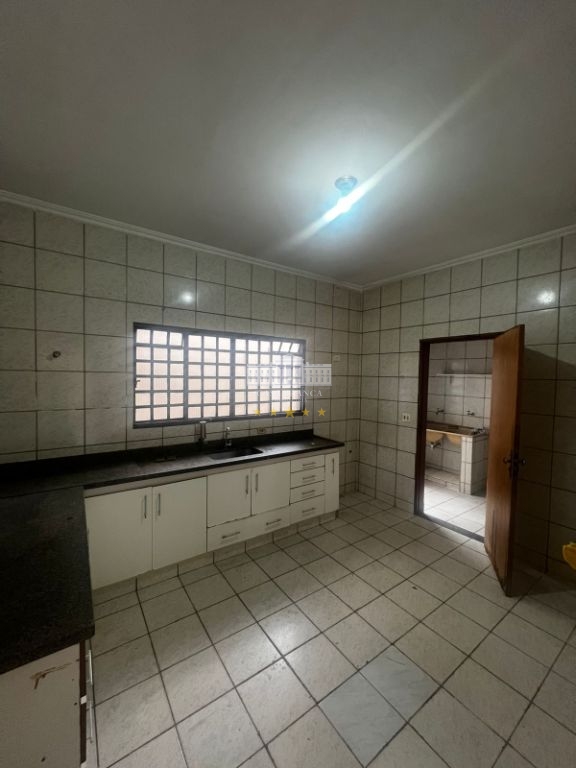 Casa, 3 quartos, 130 m² - Foto 3