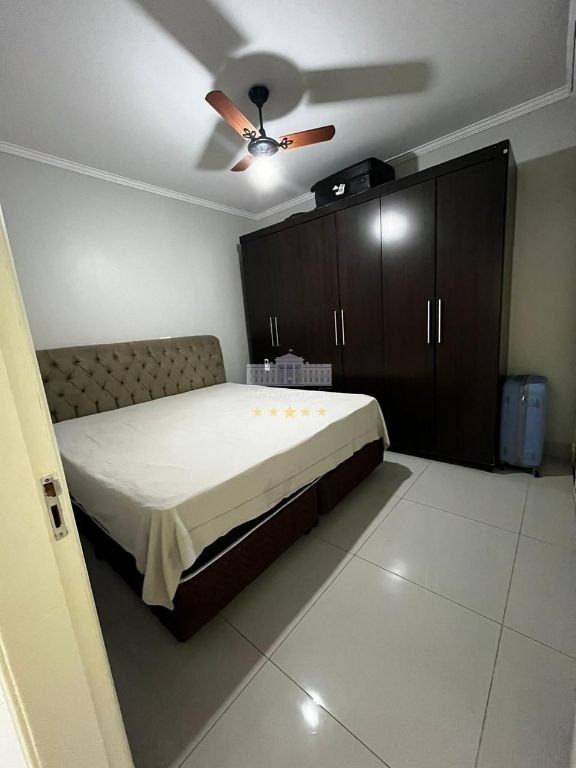 Casa, 3 quartos, 200 m² - Foto 13