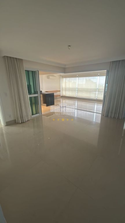 Apartamento, 3 quartos, 330 m² - Foto 3