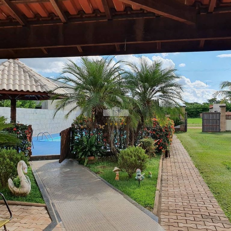 Chácara, 3 quartos, 1000 m² - Foto 1