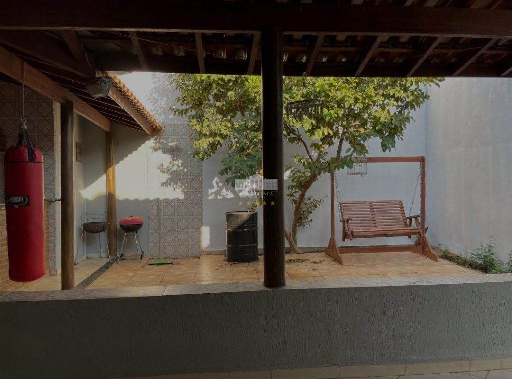 Casa, 2 quartos, 180 m² - Foto 10