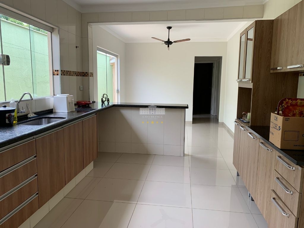 Casa, 3 quartos, 179 m² - Foto 5
