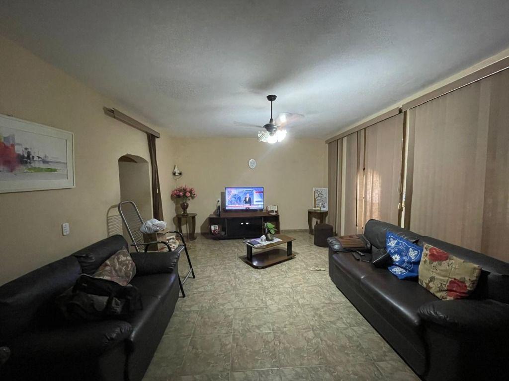 Casa, 3 quartos, 146 m² - Foto 4