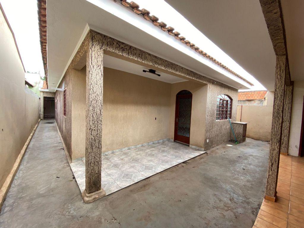 Casa, 3 quartos, 190 m² - Foto 1