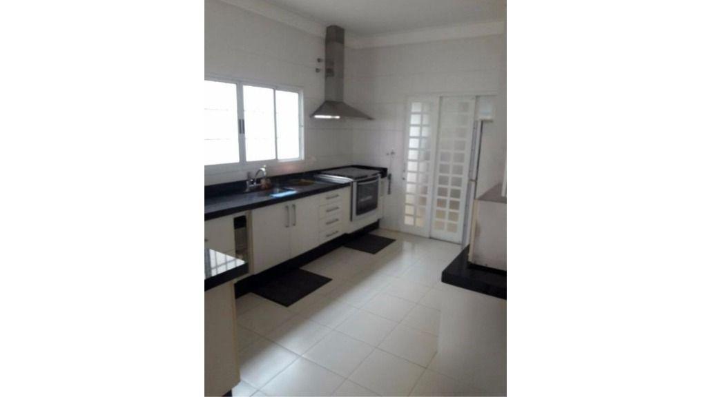 Casa, 3 quartos, 366 m² - Foto 35