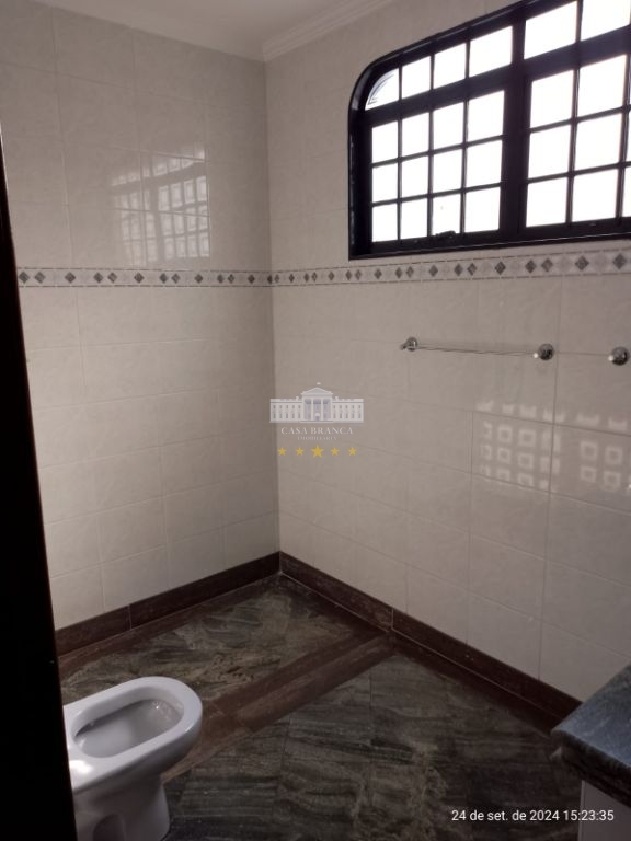 Casa, 3 quartos, 210 m² - Foto 32