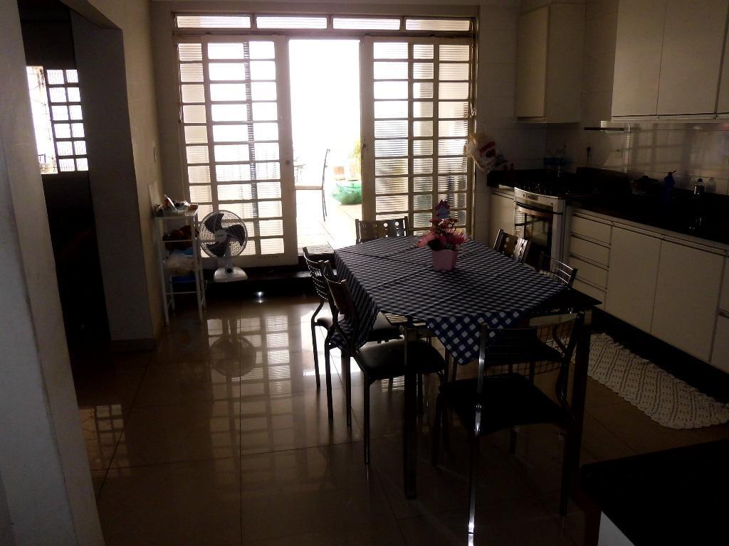 Casa, 4 quartos, 600 m² - Foto 2